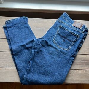 listing-status-banner